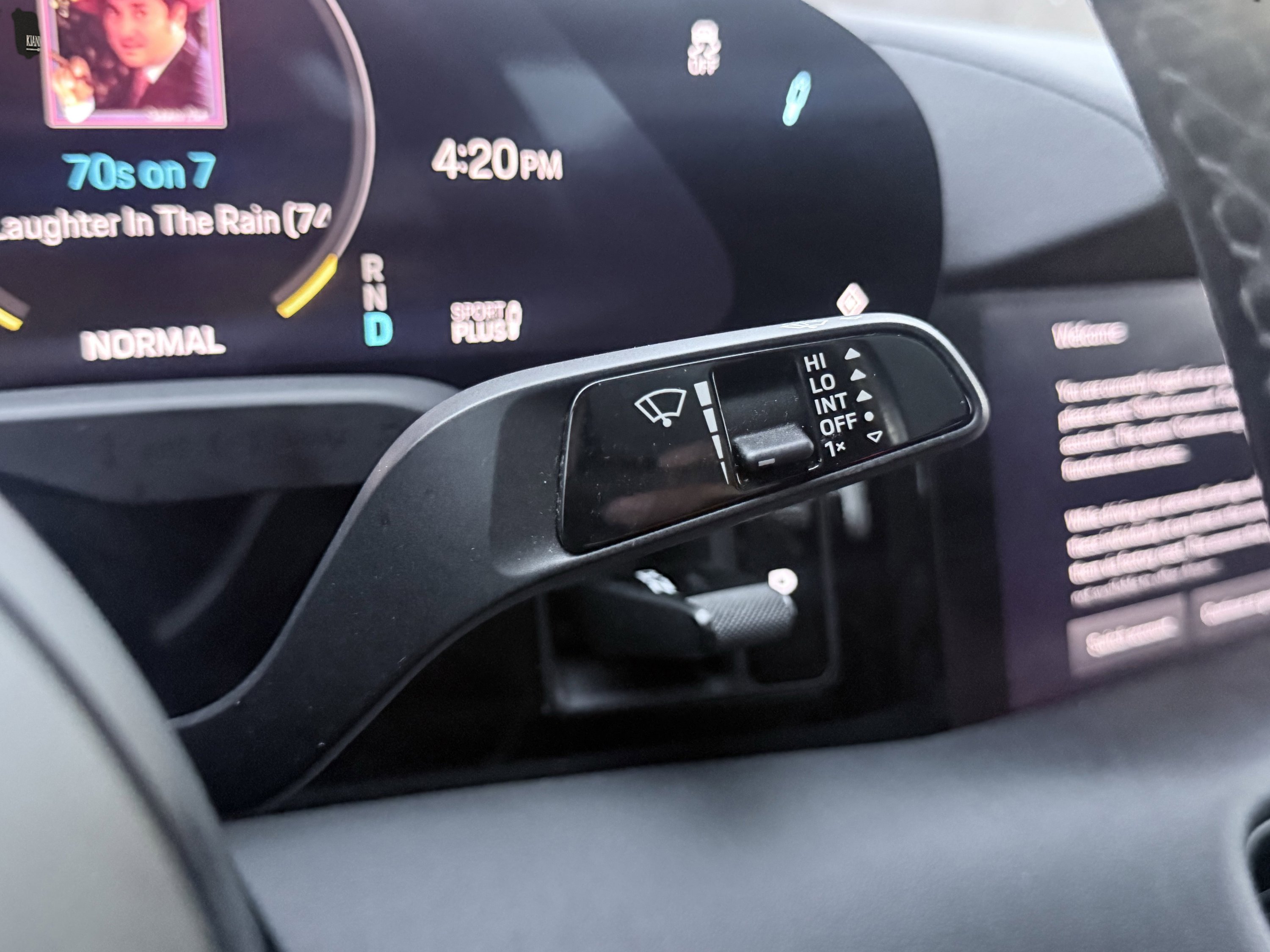 Used 2023 Porsche Taycan image 78