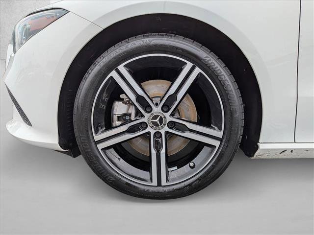 Used 2023 Mercedes-Benz CLA 250 image 24