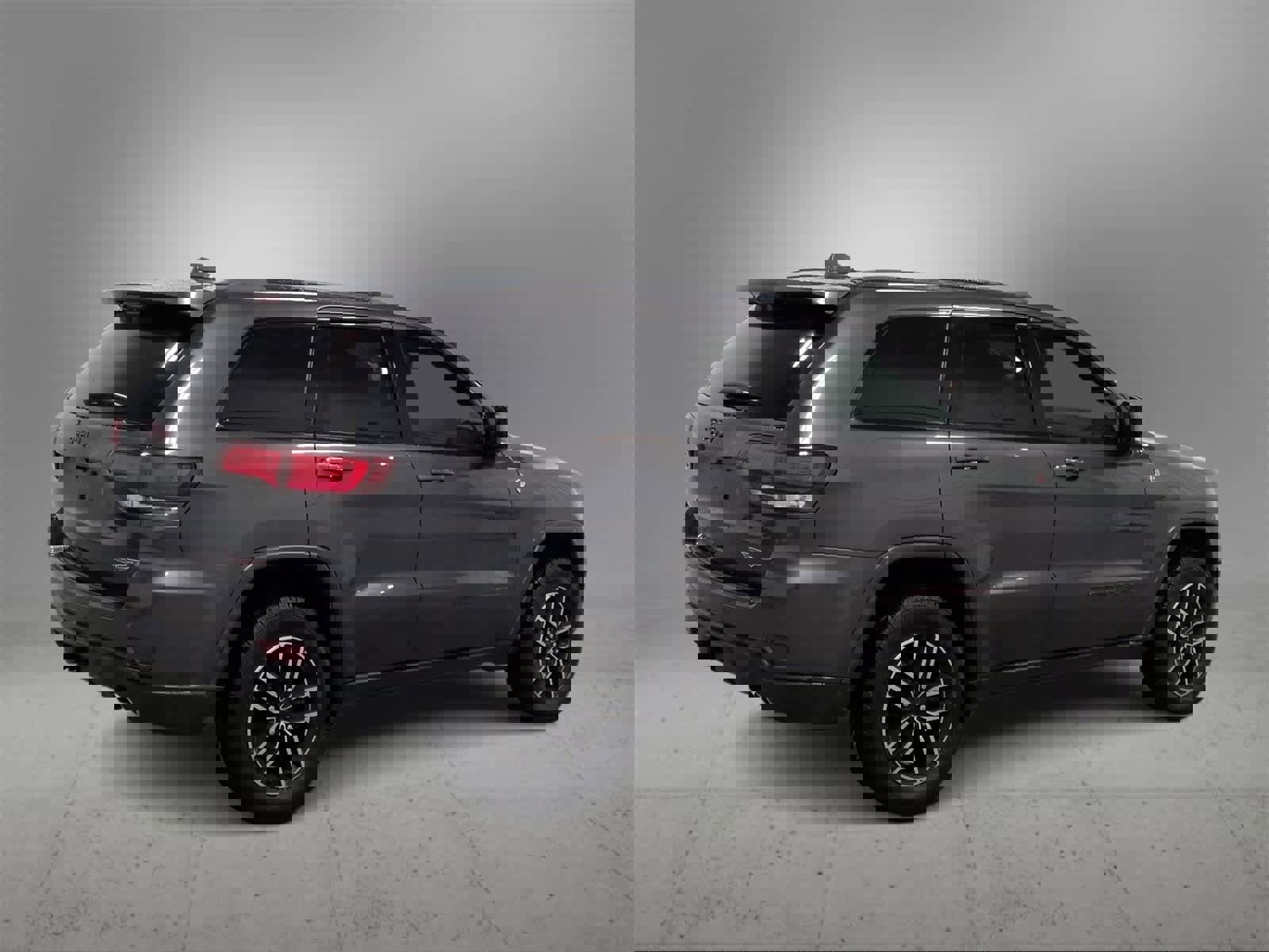 Certified 2019 Jeep Grand Cherokee Trailhawk w/ Interior Metal Package image 8