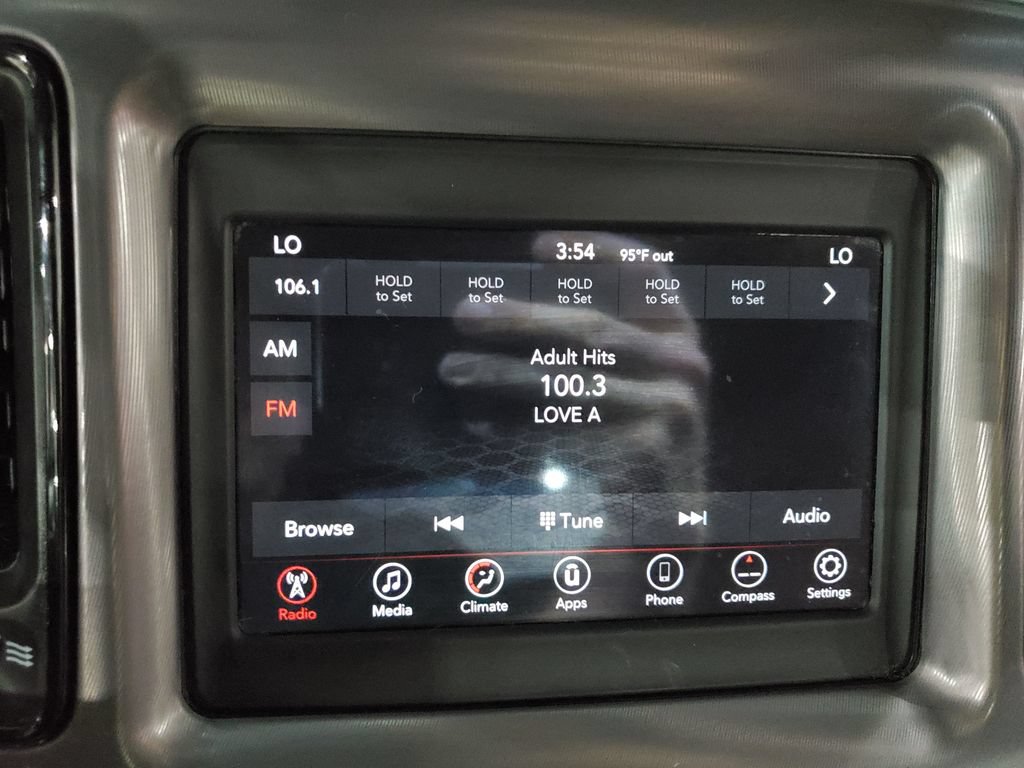 Used 2019 Dodge Challenger SXT RWD image 22