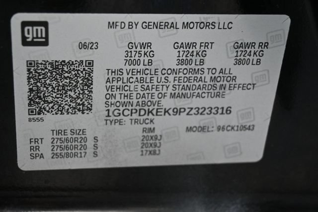 Used 2023 Chevrolet Silverado 1500 LT AWD/4WD image 45