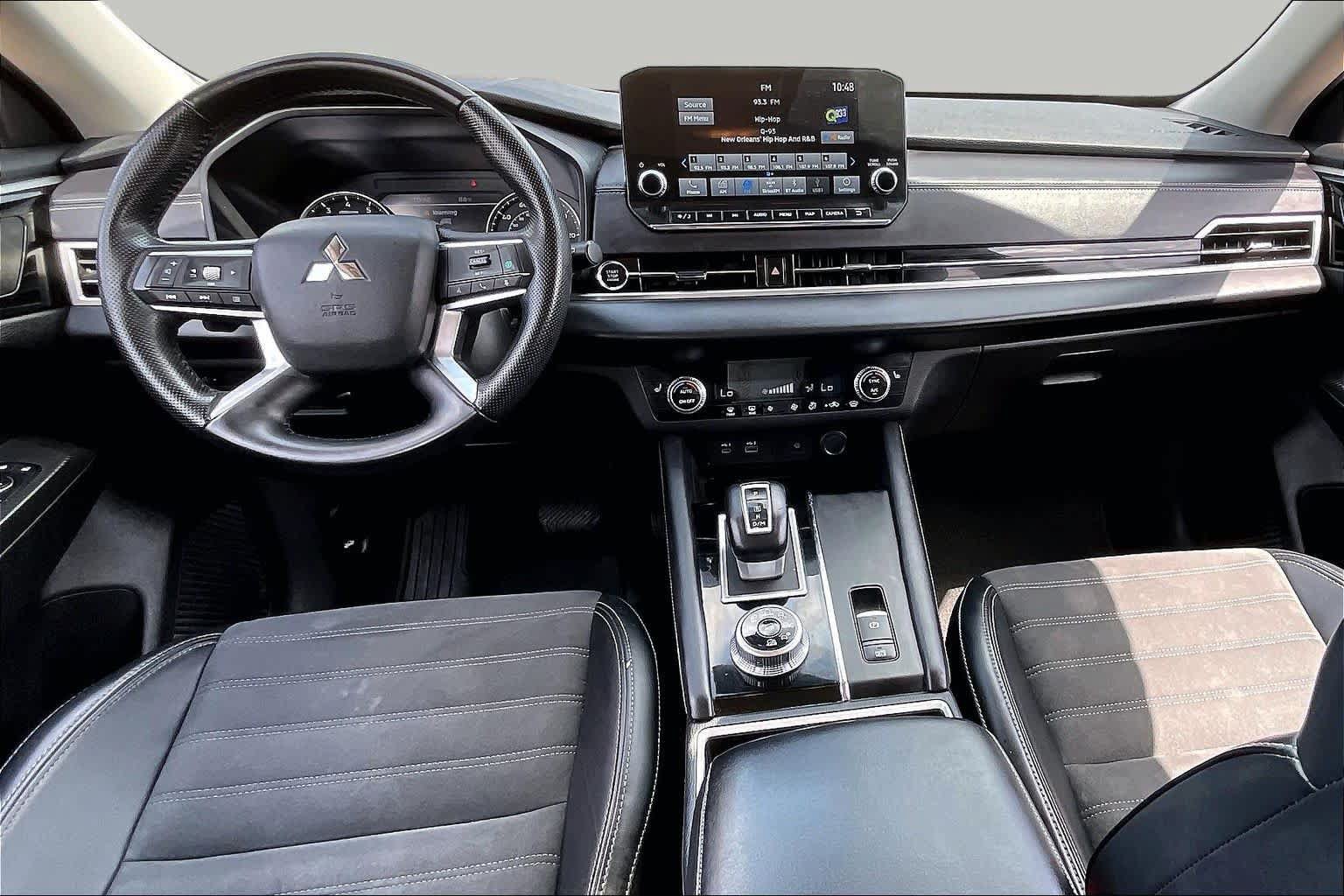 Used 2024 Mitsubishi Outlander SE AWD/4WD image 12