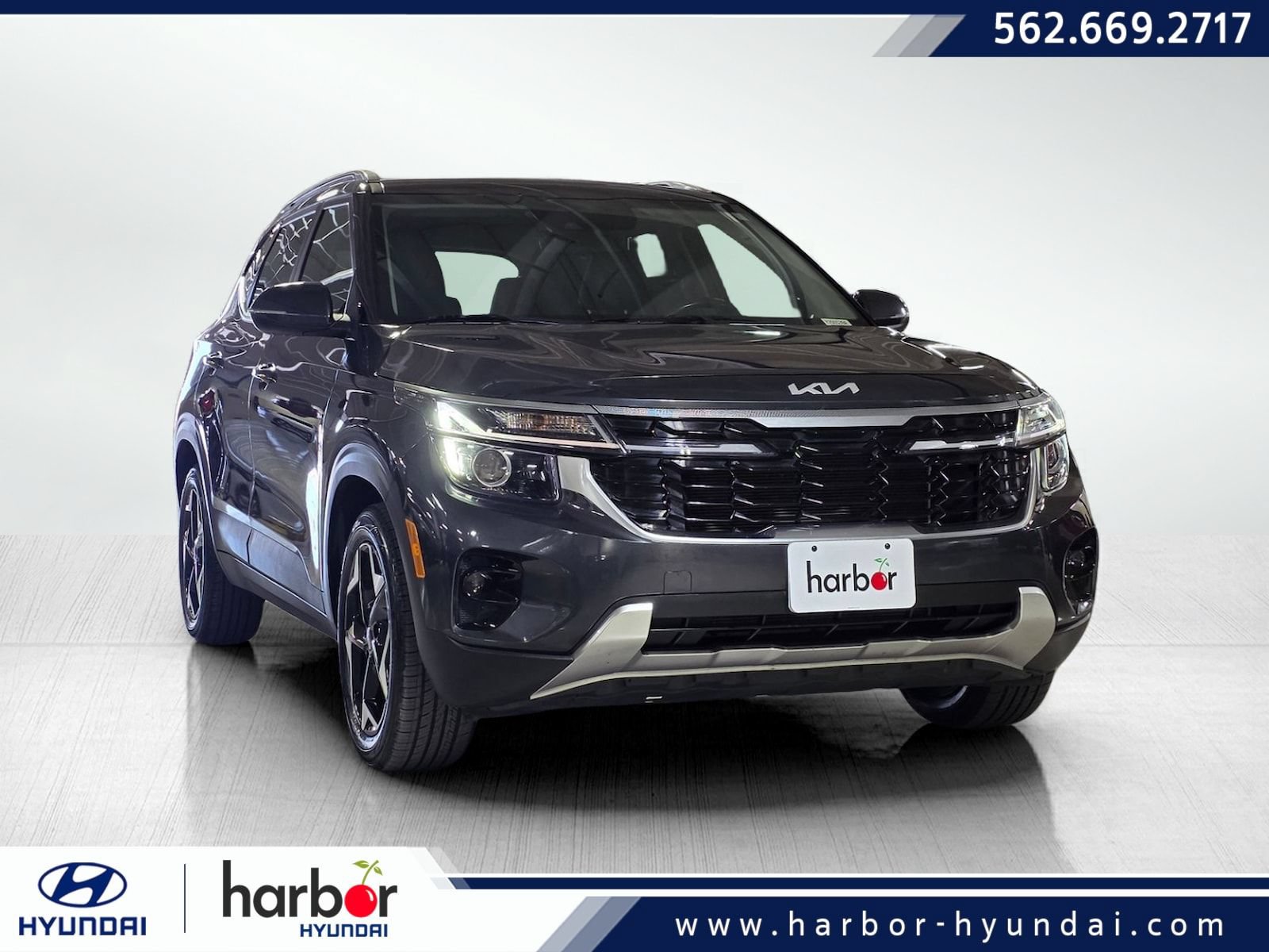 Used 2024 Kia Seltos EX FWD image 1