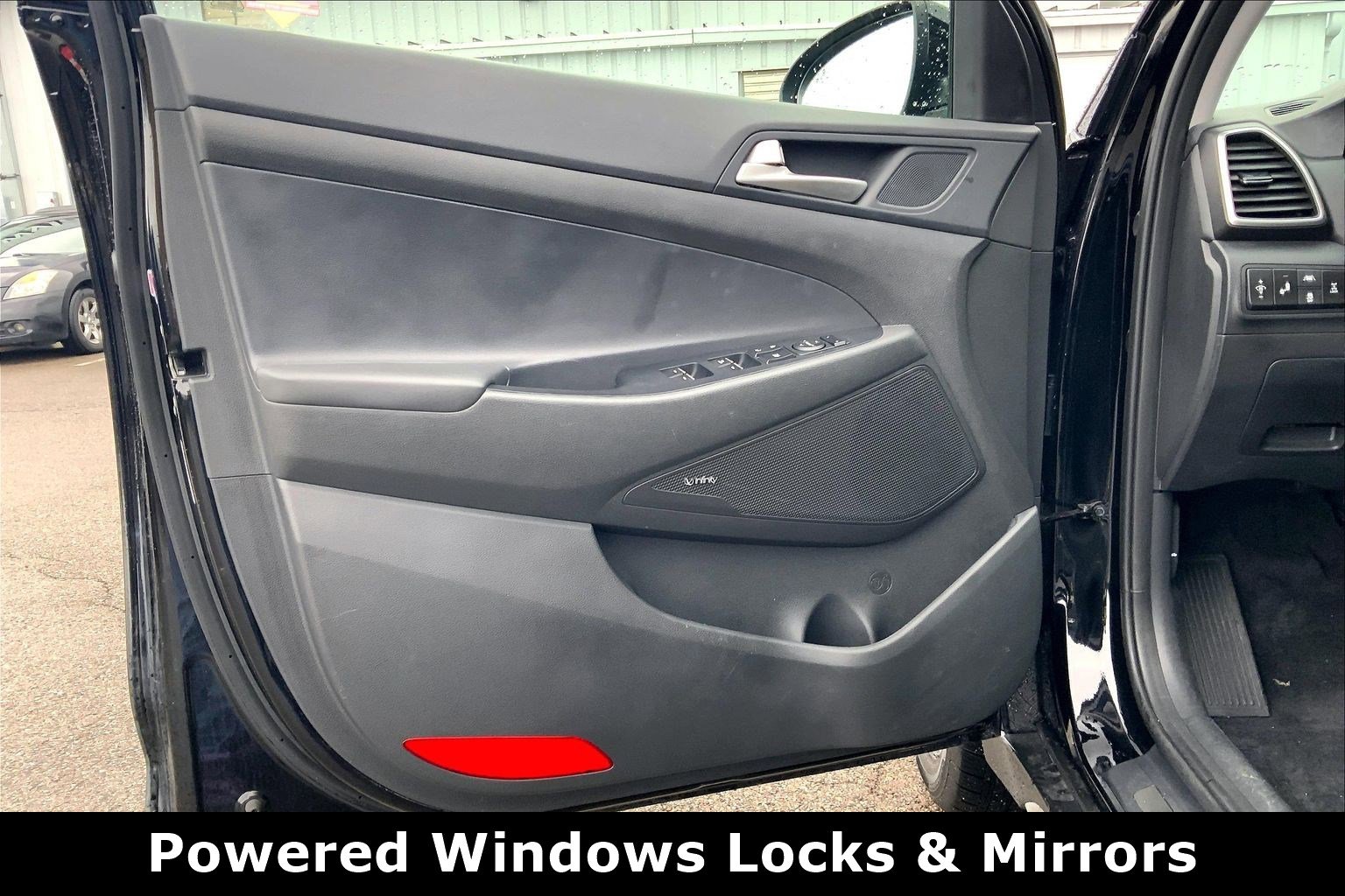 Used 2021 Hyundai Tucson Ultimate w/ Cargo Package image 24