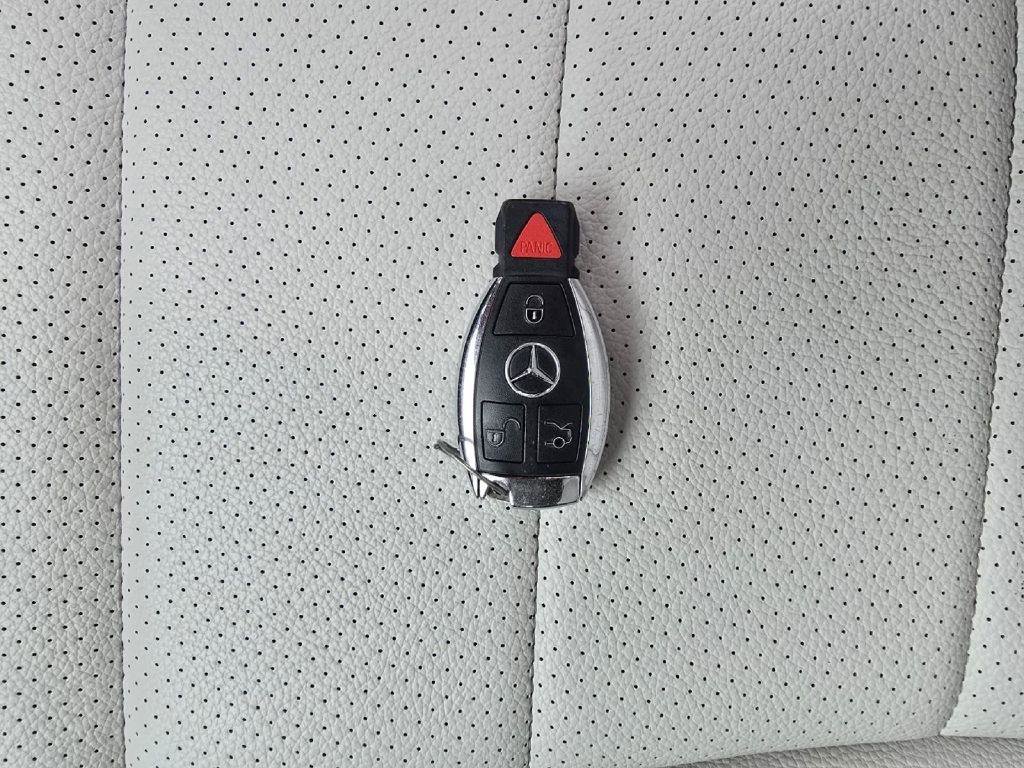 Used 2015 Mercedes-Benz C 300 Sedan image 22
