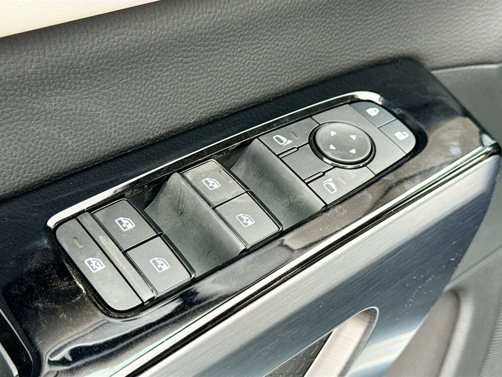 New 2026 Nissan Pathfinder SL AWD/4WD image 8