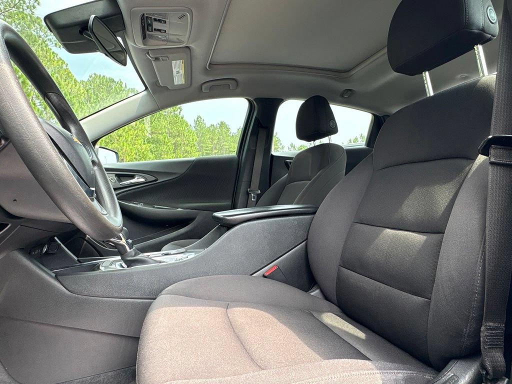 Used 2023 Chevrolet Malibu LT FWD image 26