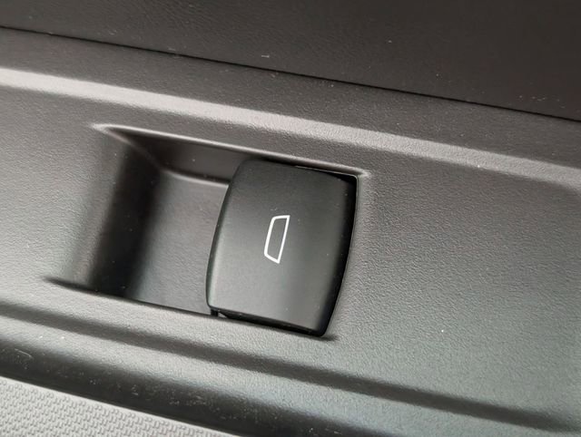 Used 2023 Chevrolet Colorado W/T image 31