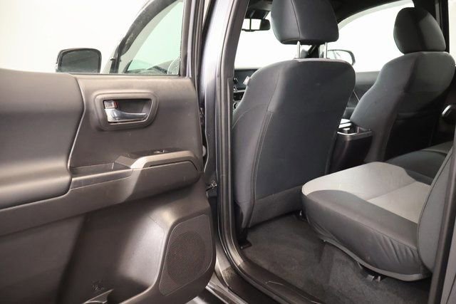 Used 2023 Toyota Tacoma TRD Sport w/ Black Out Package (TMS) image 23