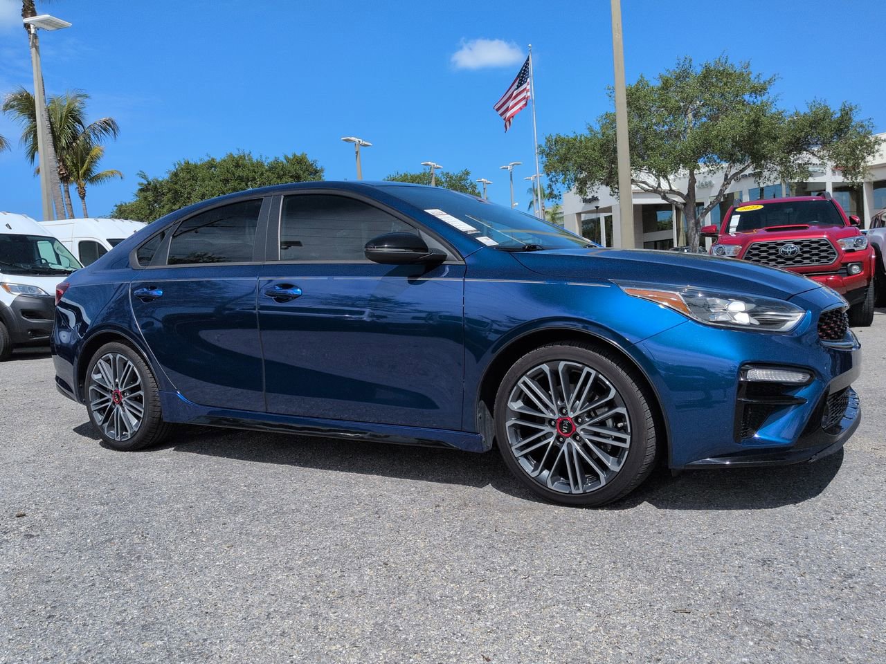 Used 2021 Kia Forte GT FWD image 2