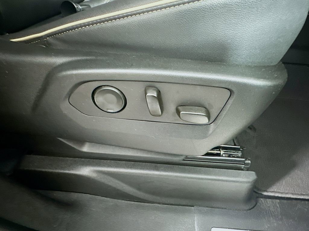 Used 2024 Chevrolet Tahoe Premier image 24