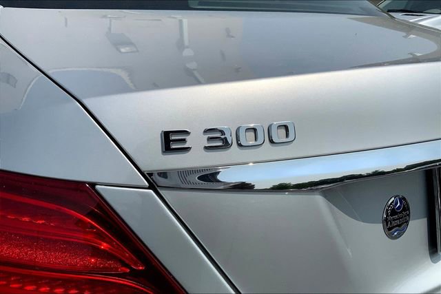 Used 2019 Mercedes-Benz E 300 4MATIC image 8