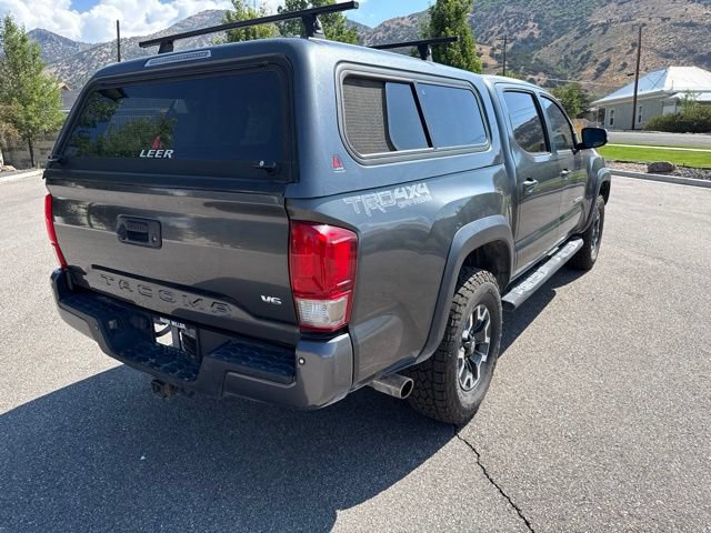 Used 2016 Toyota Tacoma TRD Off-Road AWD/4WD image 8
