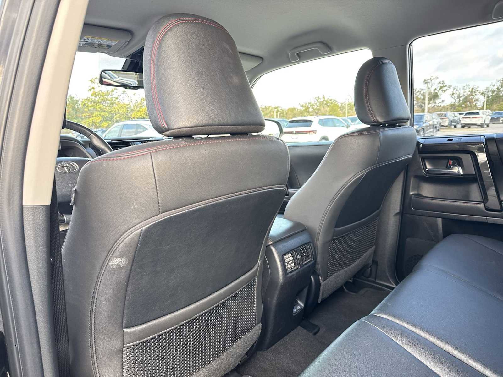 Used 2024 Toyota 4Runner TRD Off-Road Premium image 18