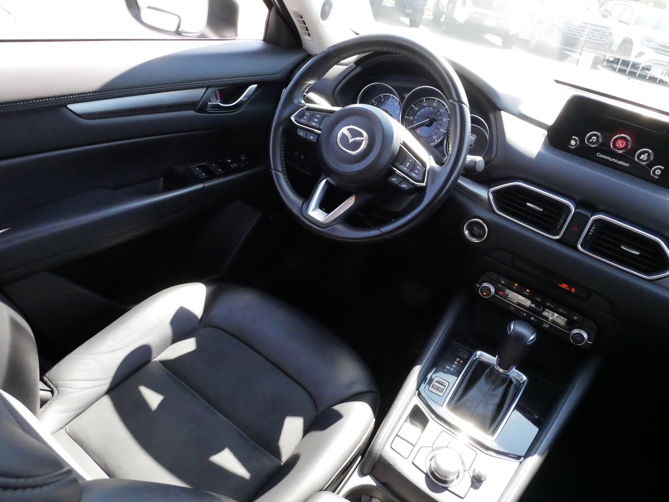 Used 2019 MAZDA CX-5 Touring image 9