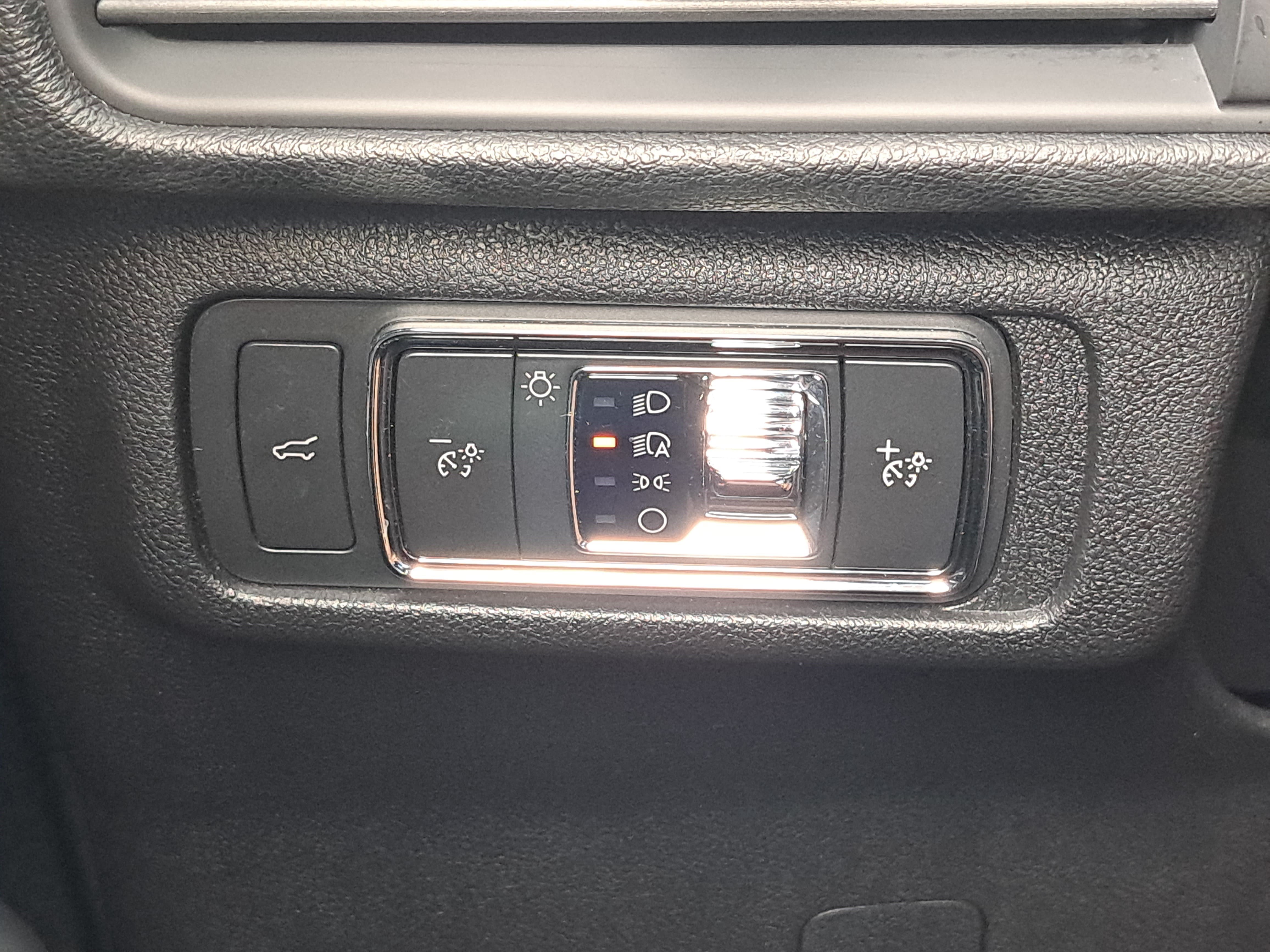 Certified 2022 Lincoln Corsair AWD w/ Premium Package image 27