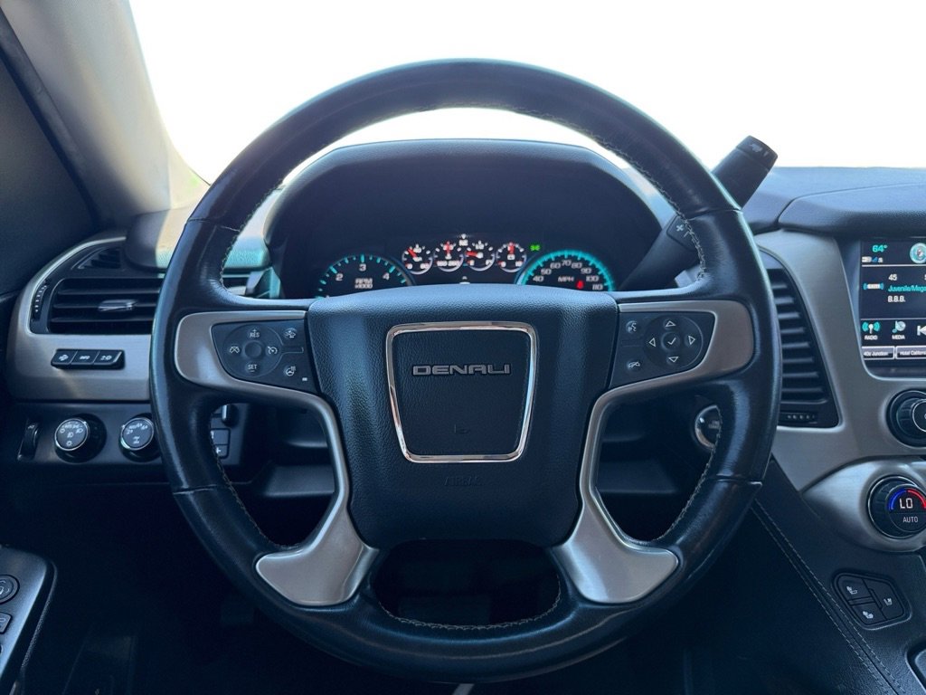 Used 2020 GMC Yukon XL Denali AWD/4WD image 22