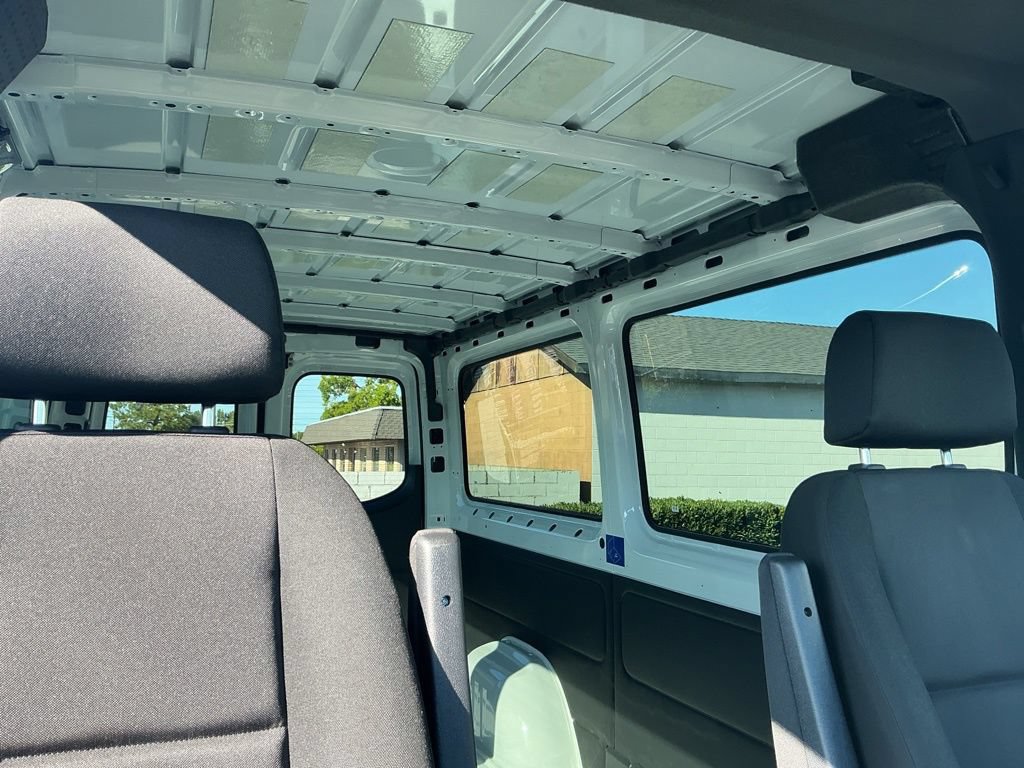 Used 2025 Mercedes-Benz Sprinter 2500 image 17