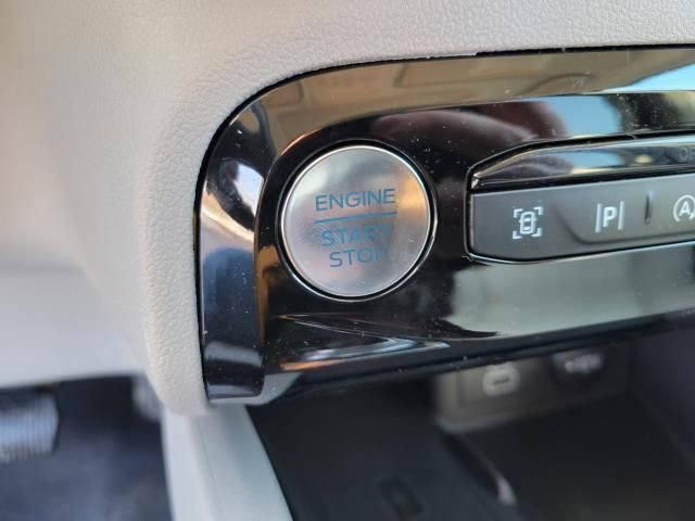 New 2026 Ford Escape Platinum w/ Premium Technology Package image 27