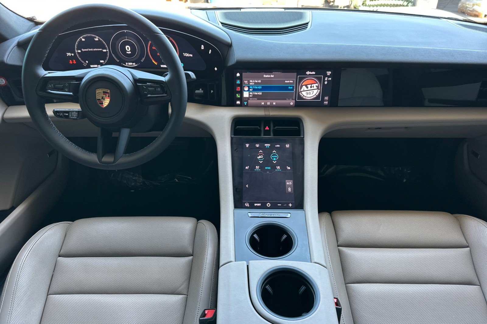 Certified 2022 Porsche Taycan RWD image 6