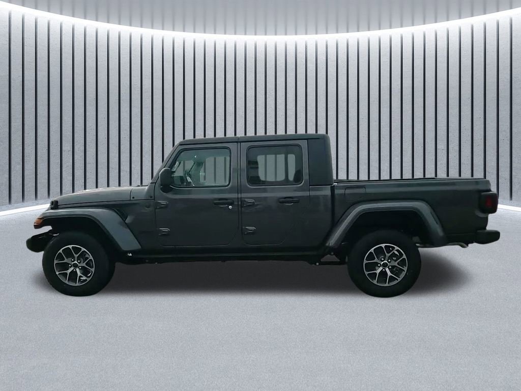 New 2026 Jeep Gladiator Sport AWD/4WD image 17