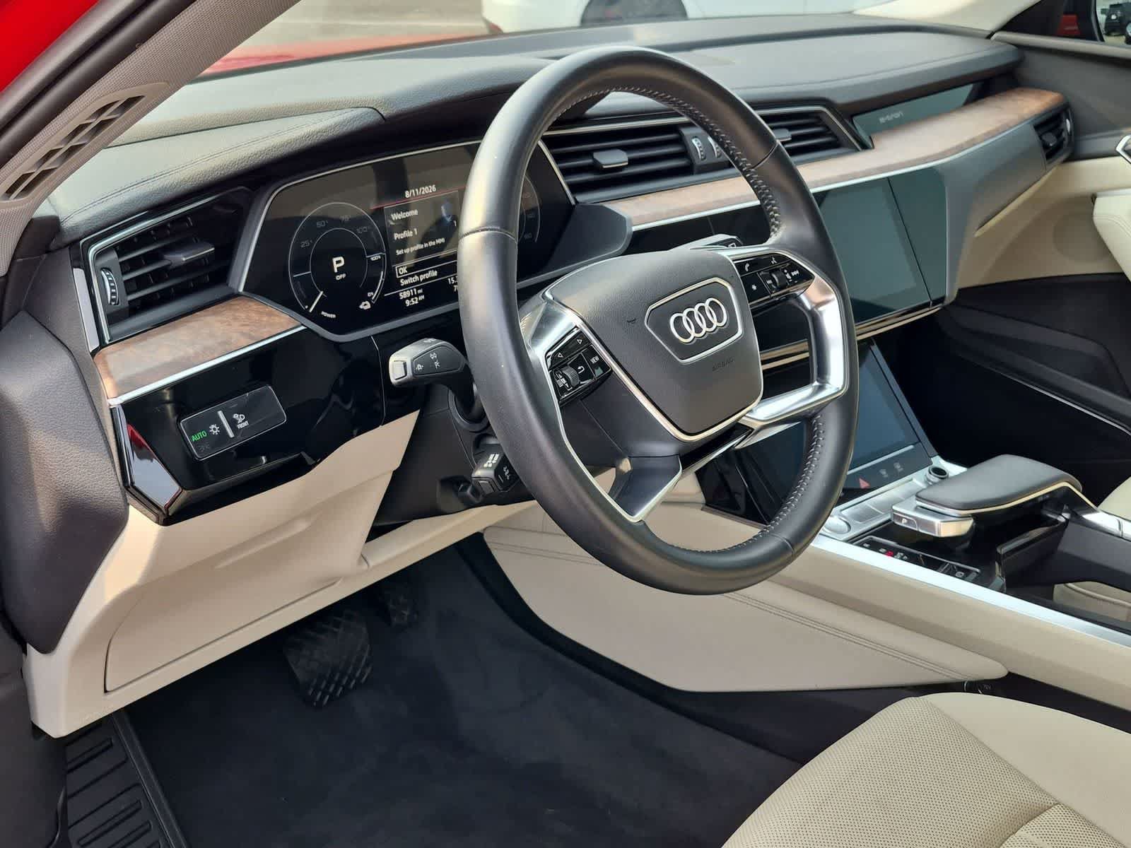 Used 2019 Audi e-tron Premium Plus AWD/4WD image 2