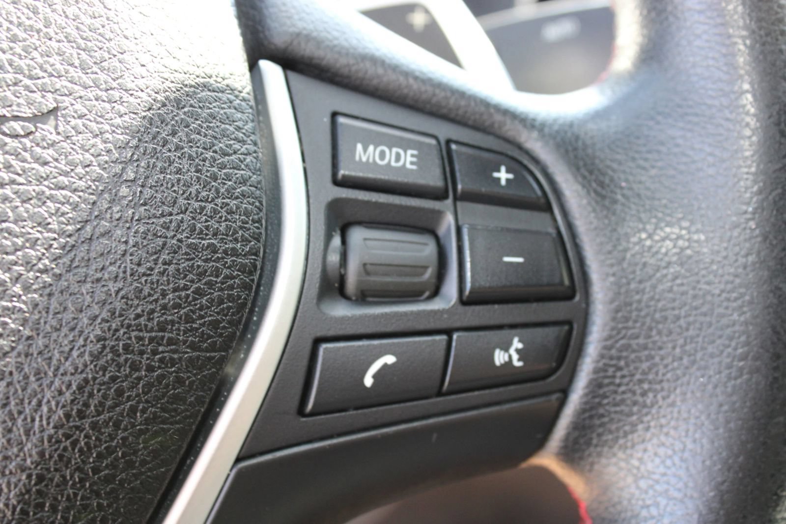 Used 2019 BMW 230i Coupe w/ Convenience Package RWD image 17