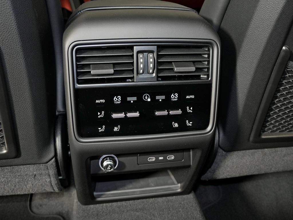 Used 2026 Porsche Cayenne GTS AWD/4WD image 39