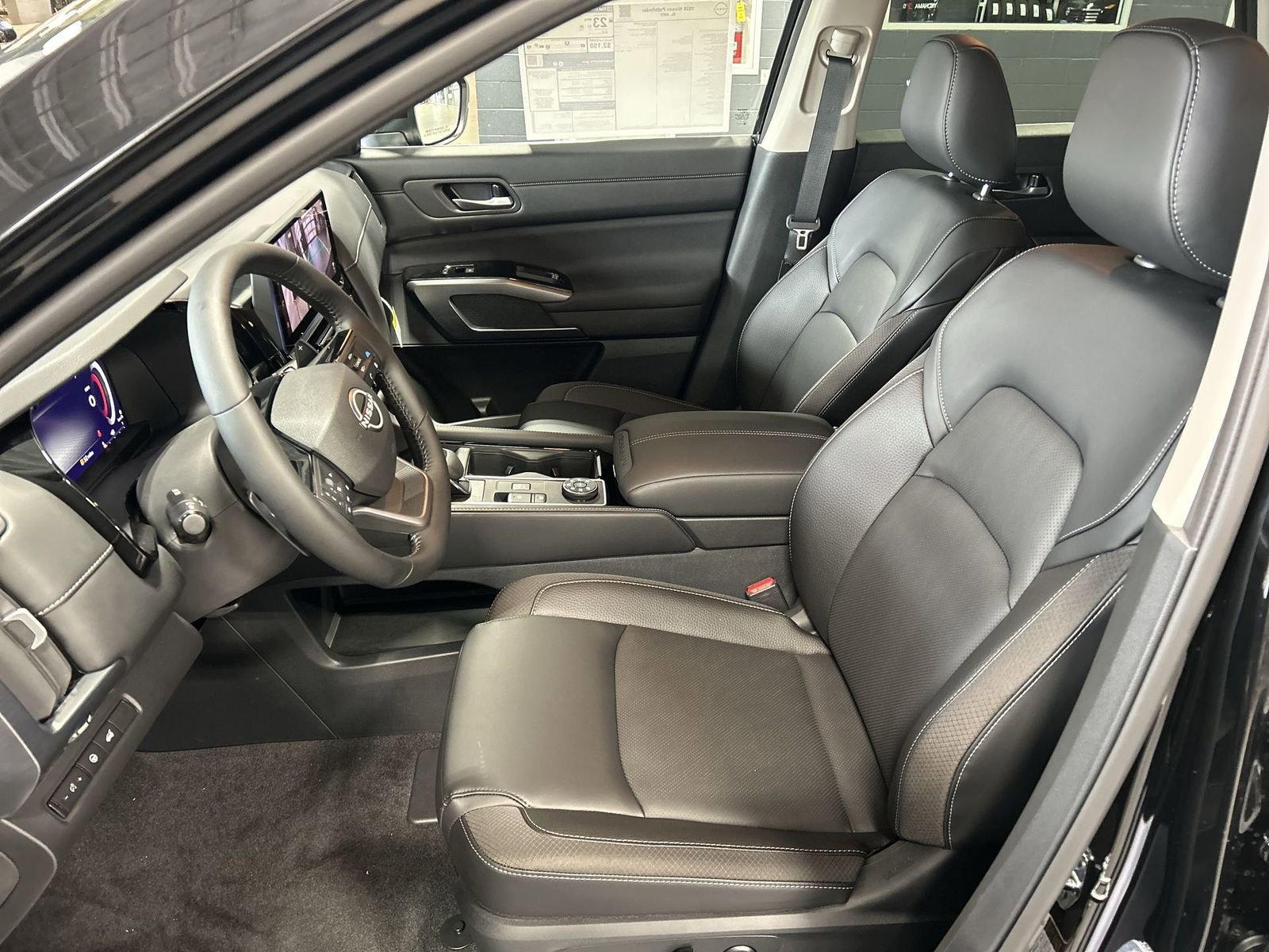 New 2026 Nissan Pathfinder SL AWD/4WD image 22