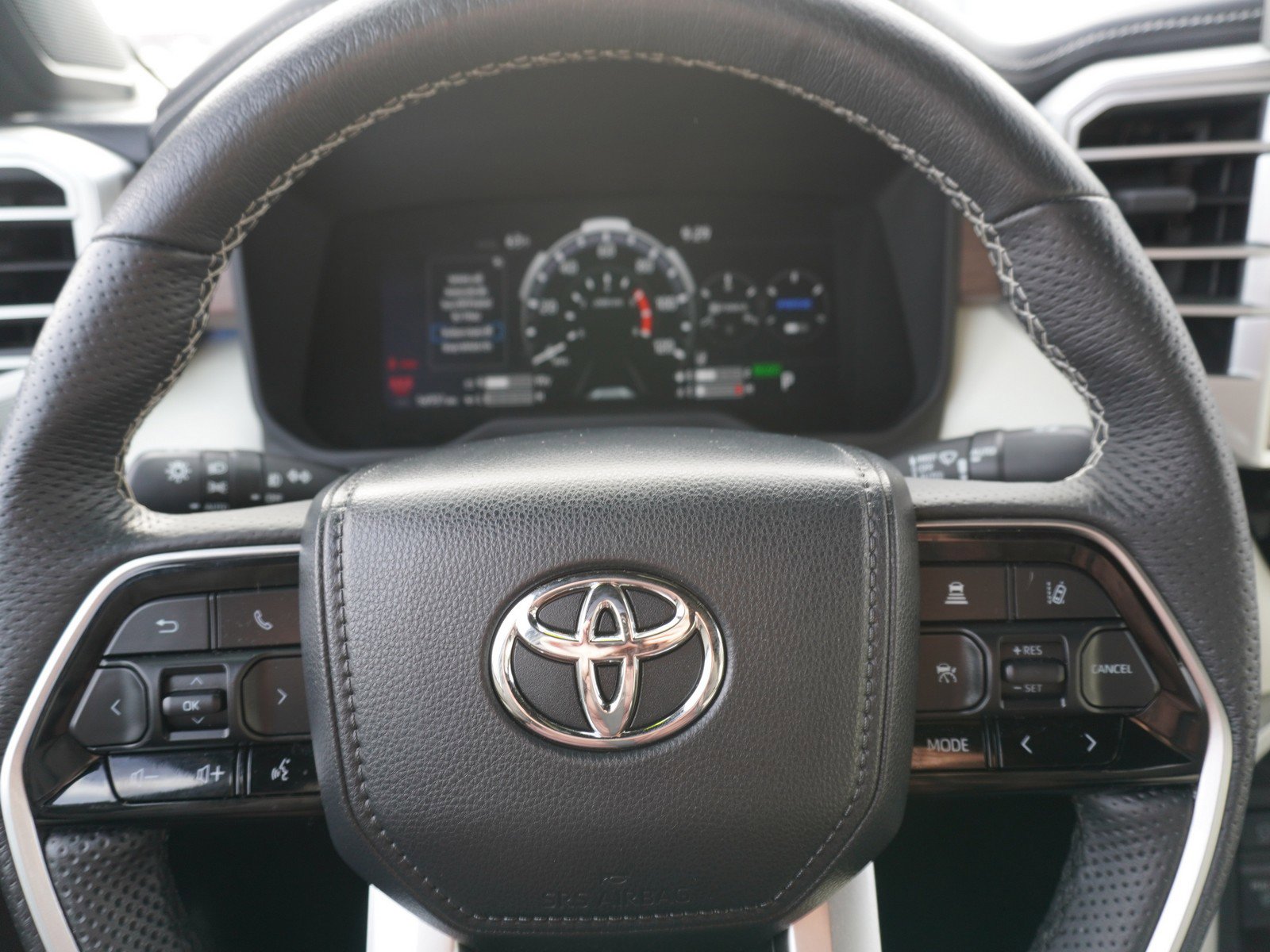 Used 2023 Toyota Tundra Capstone image 34