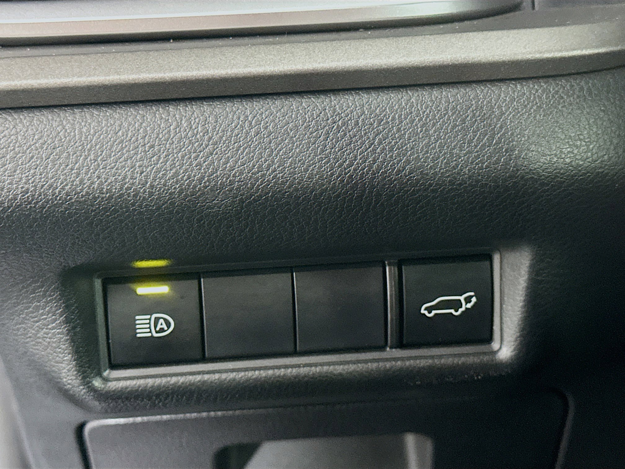 Used 2025 Toyota Grand Highlander FWD image 17