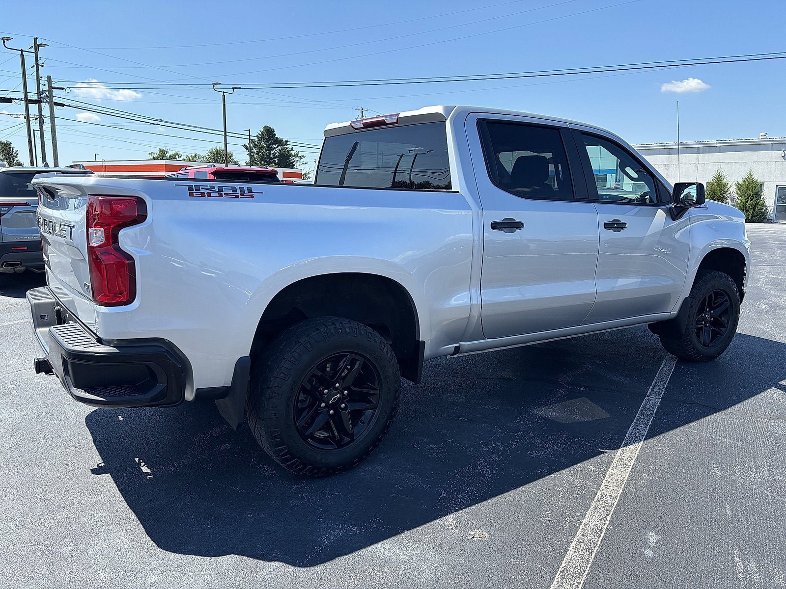 Used 2022 Chevrolet Silverado 1500 LT Trail Boss w/ Bed Protection Package AWD/4WD image 3