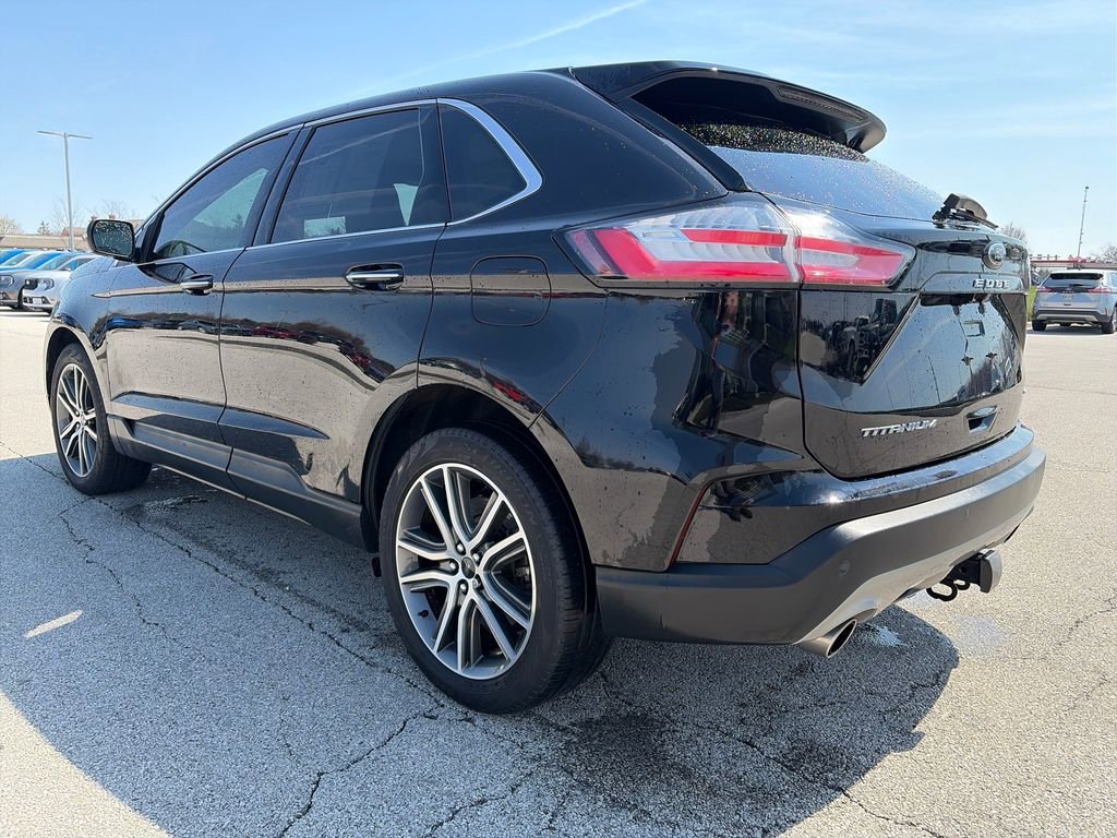 Used 2023 Ford Edge Titanium w/ Class II Trailer Tow Package AWD/4WD image 5