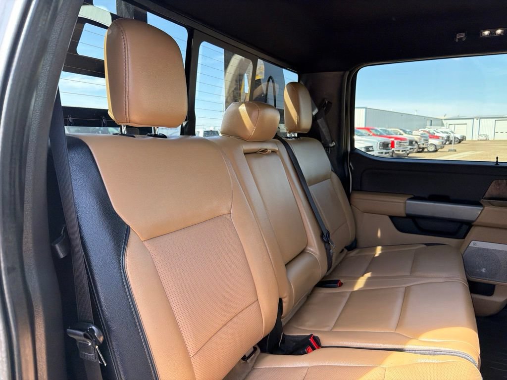 Used 2024 Ford F350 Lariat w/ Chrome Package AWD/4WD image 17