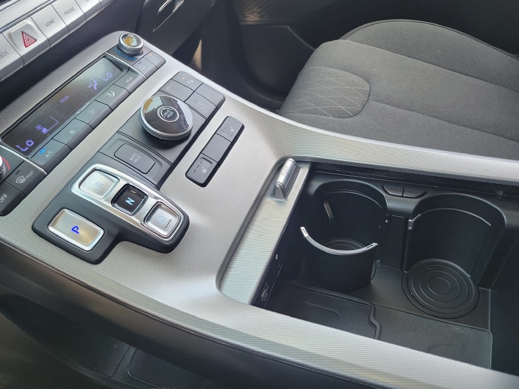 Used 2020 Hyundai Palisade SEL FWD image 11