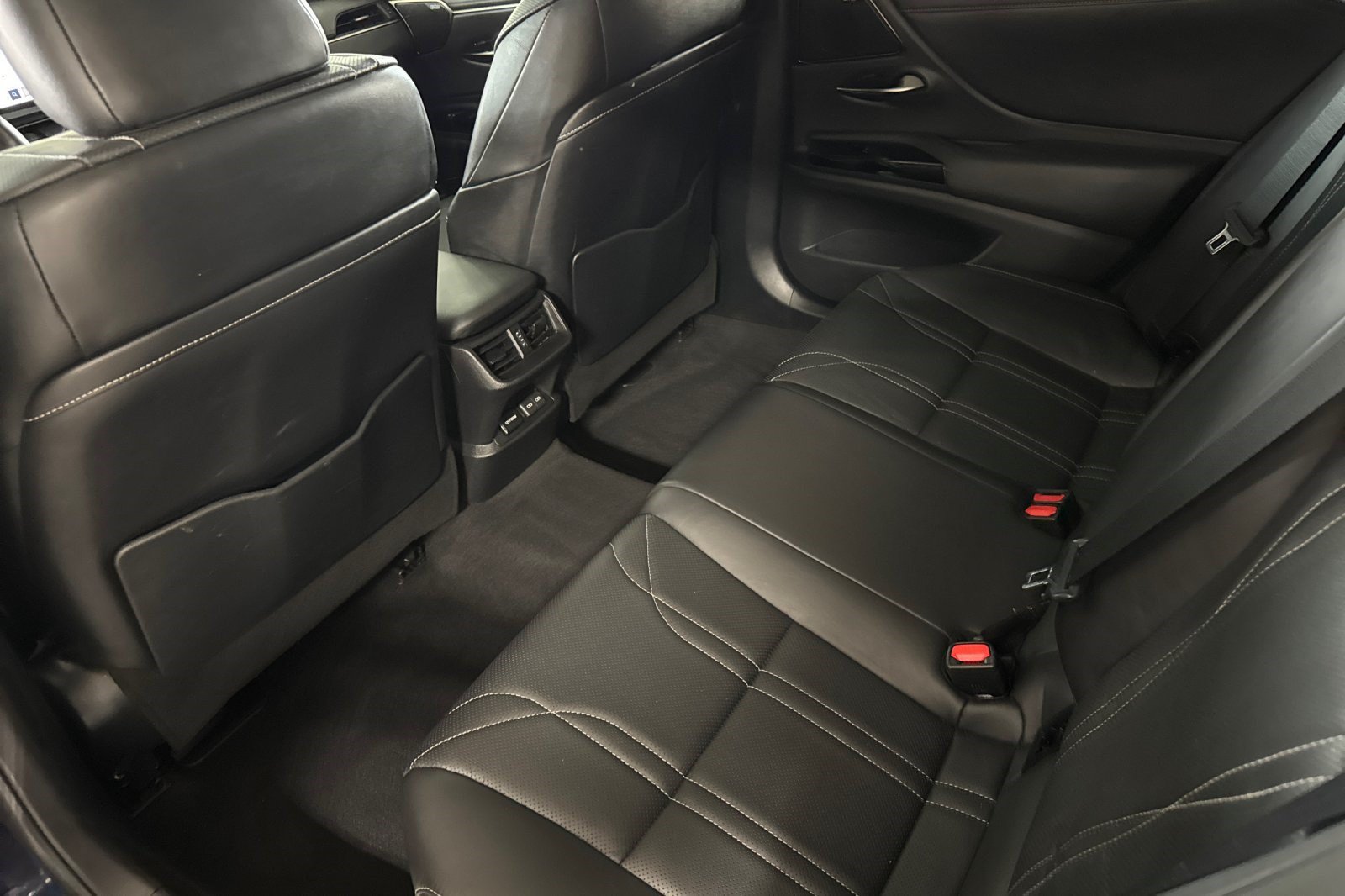 Used 2023 Lexus ES 350 w/ Accessory Package (Z1) FWD image 29