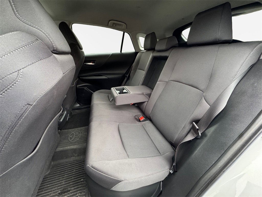 Used 2023 Toyota Venza LE image 25