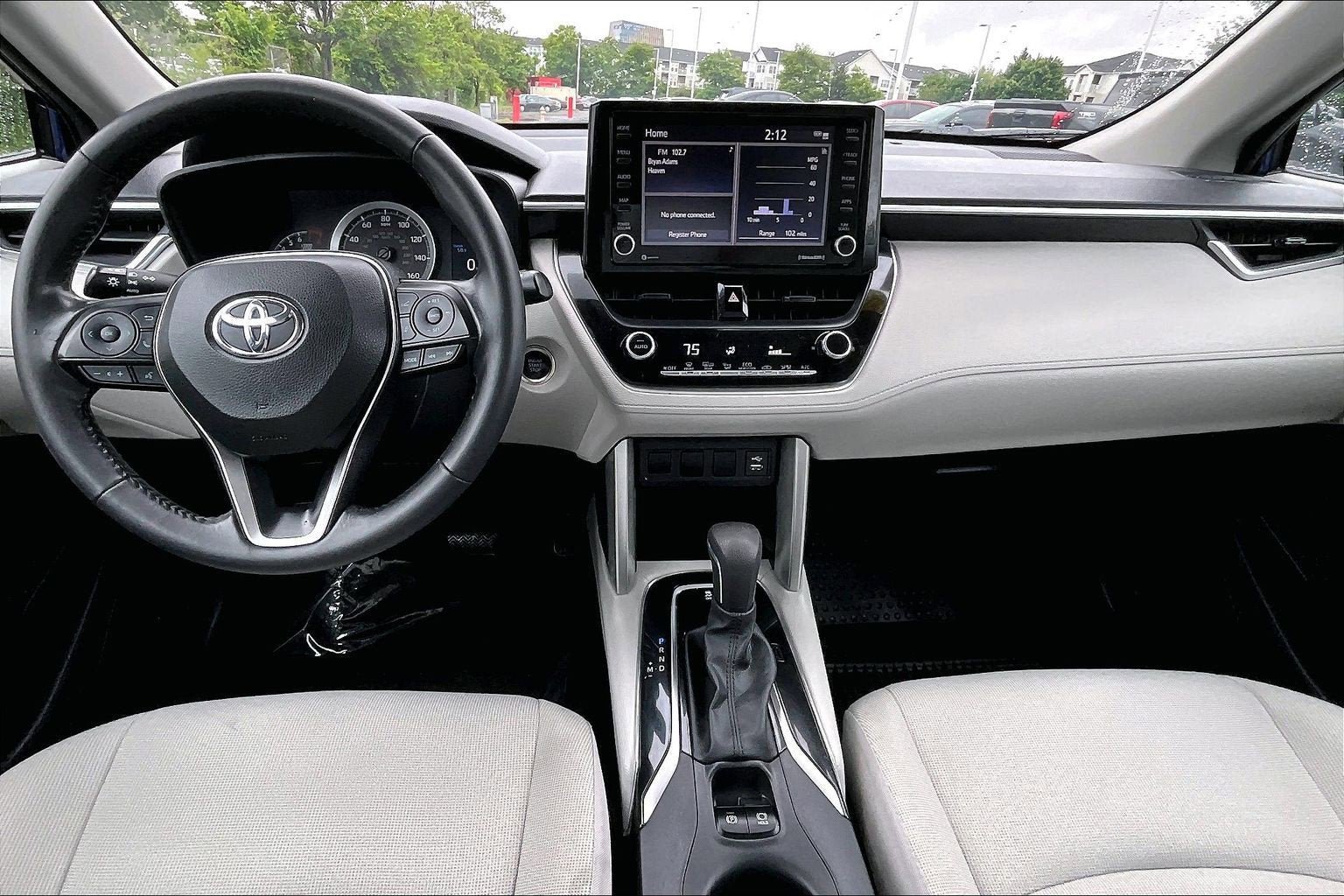 Used 2022 Toyota Corolla Cross LE w/ Moonroof Package AWD/4WD image 14