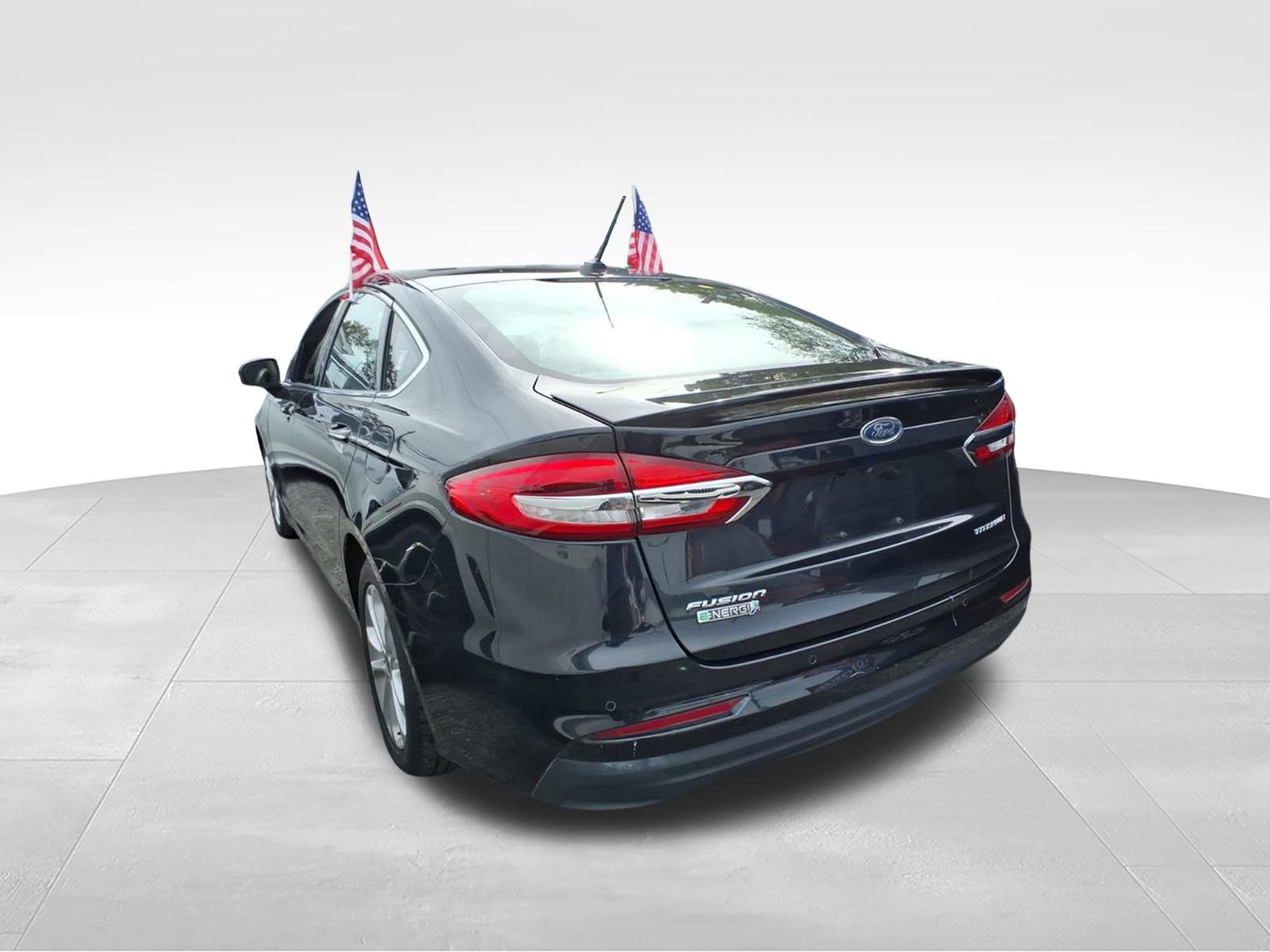 Used 2019 Ford Fusion Energi Titanium image 6