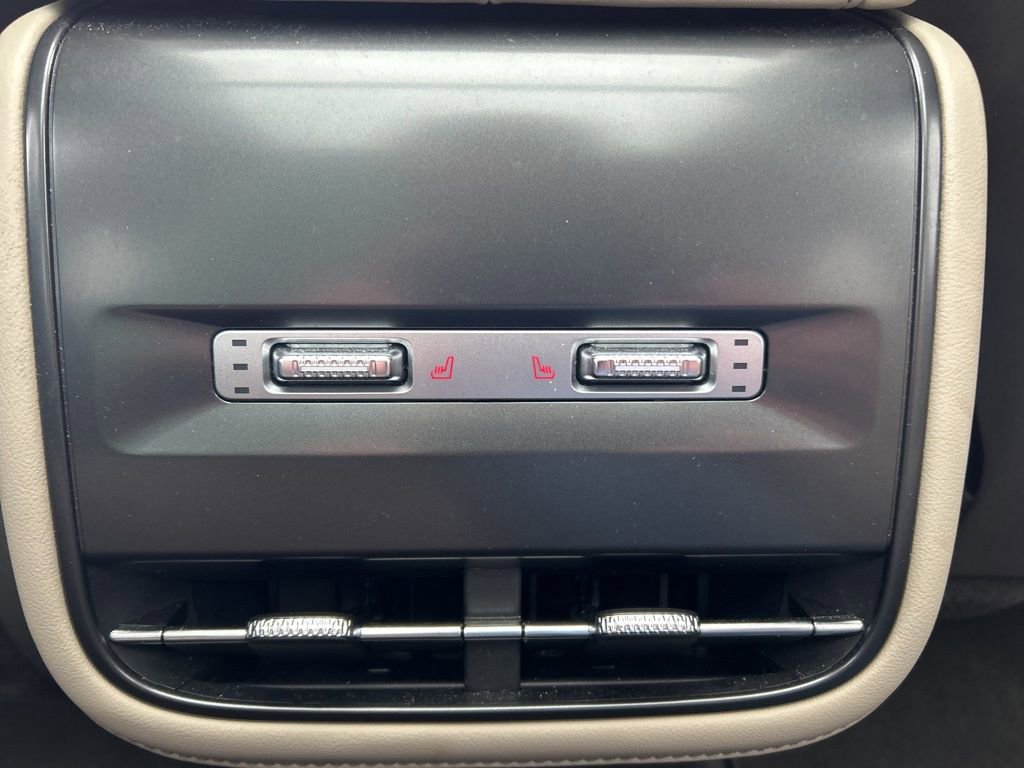 Used 2024 Lincoln Nautilus Premier w/ Equipment Group 102A image 14