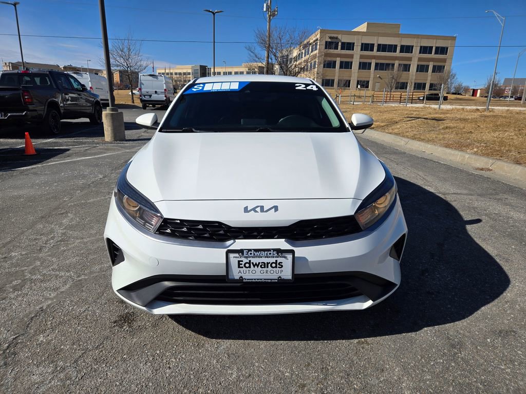 Used 2024 Kia Forte LX image 10