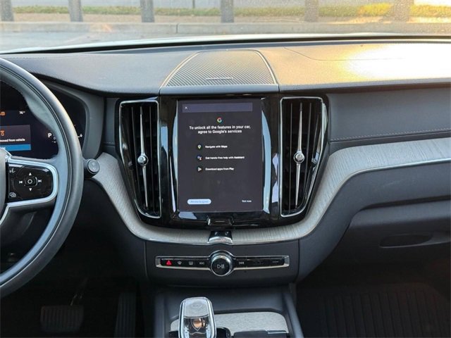 Used 2022 Volvo XC60 T8 Inscription w/ Advanced Package image 15