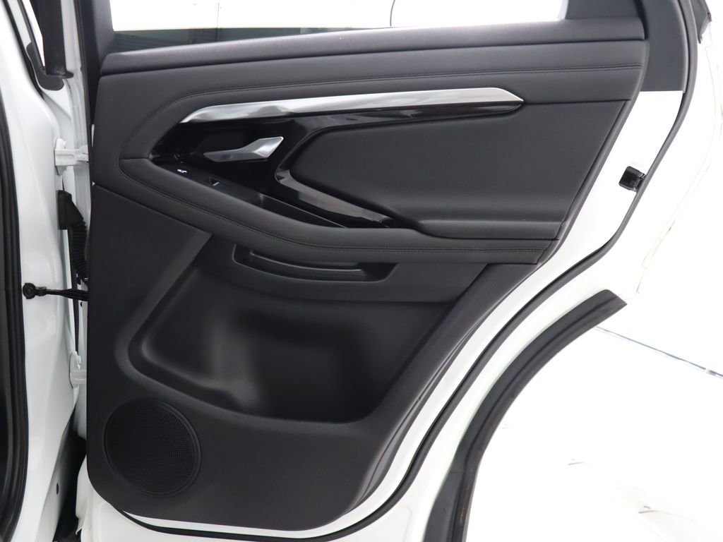 Used 2020 Land Rover Range Rover Evoque SE image 41