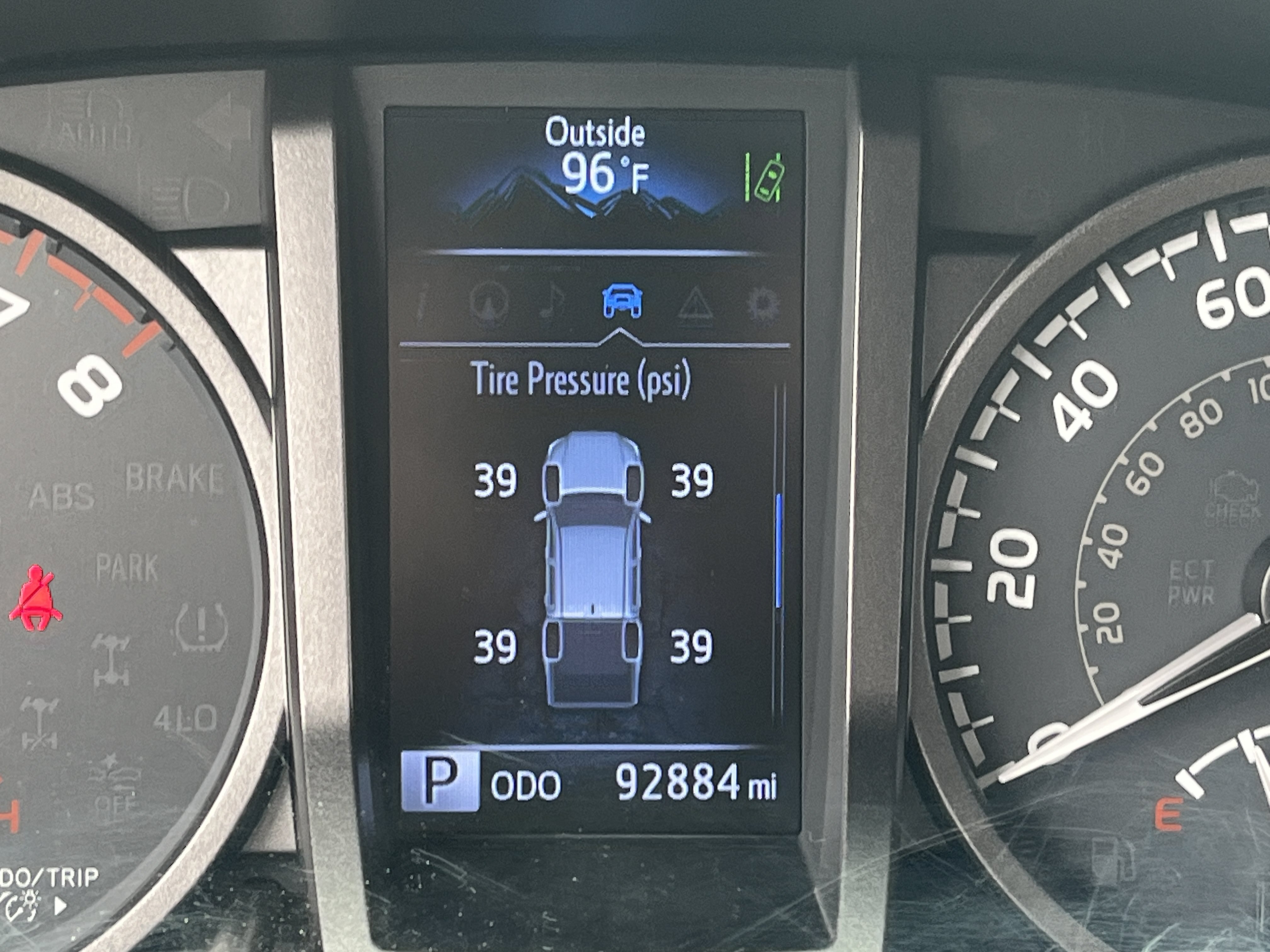 Used 2019 Toyota Tacoma TRD Off-Road AWD/4WD image 12