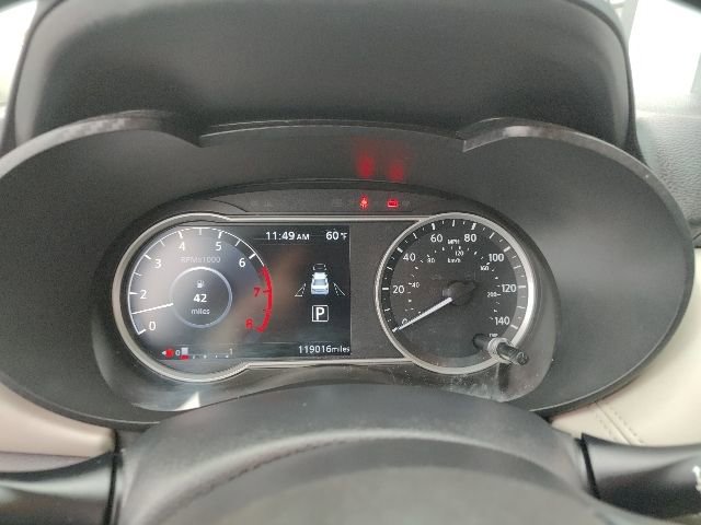 Used 2020 Nissan Versa SV image 17