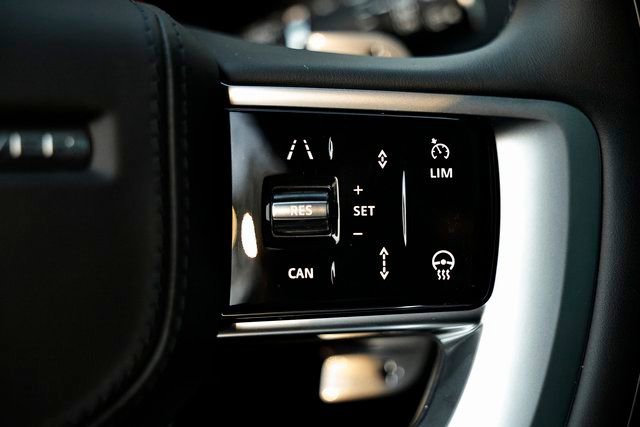 New 2026 Land Rover Range Rover SE image 41