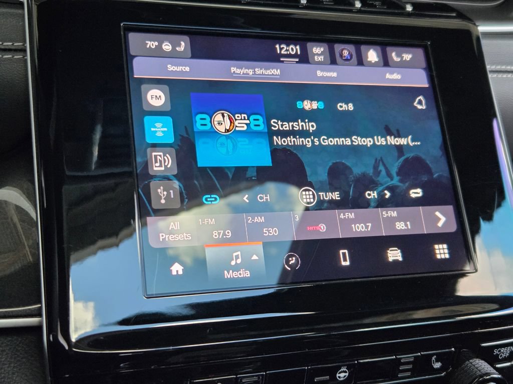 Certified 2022 Jeep Grand Cherokee Altitude AWD/4WD image 5