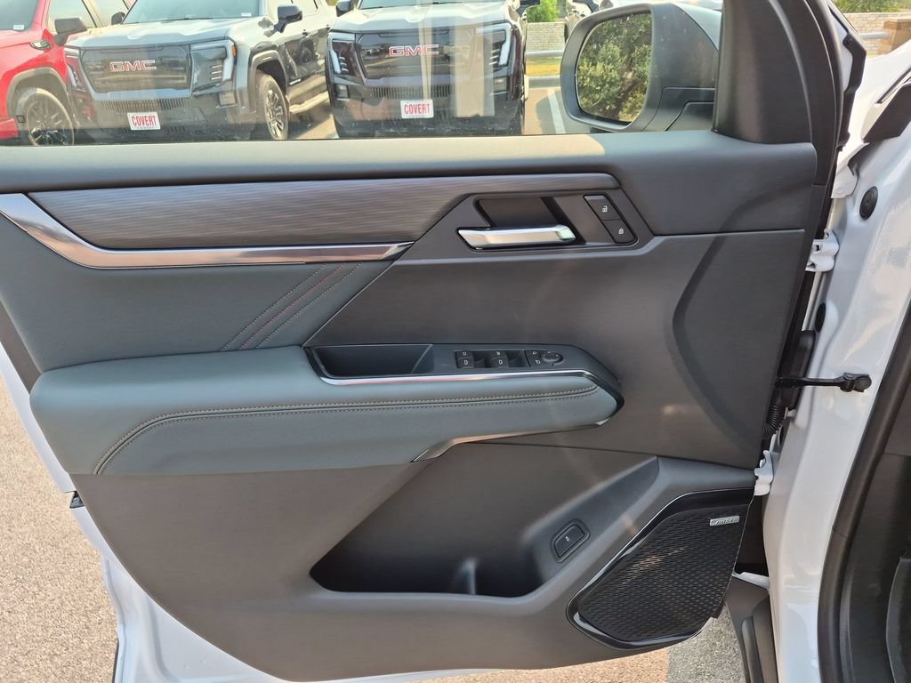 New 2027 GMC Acadia AT4 w/ Luxury Package AWD/4WD image 19