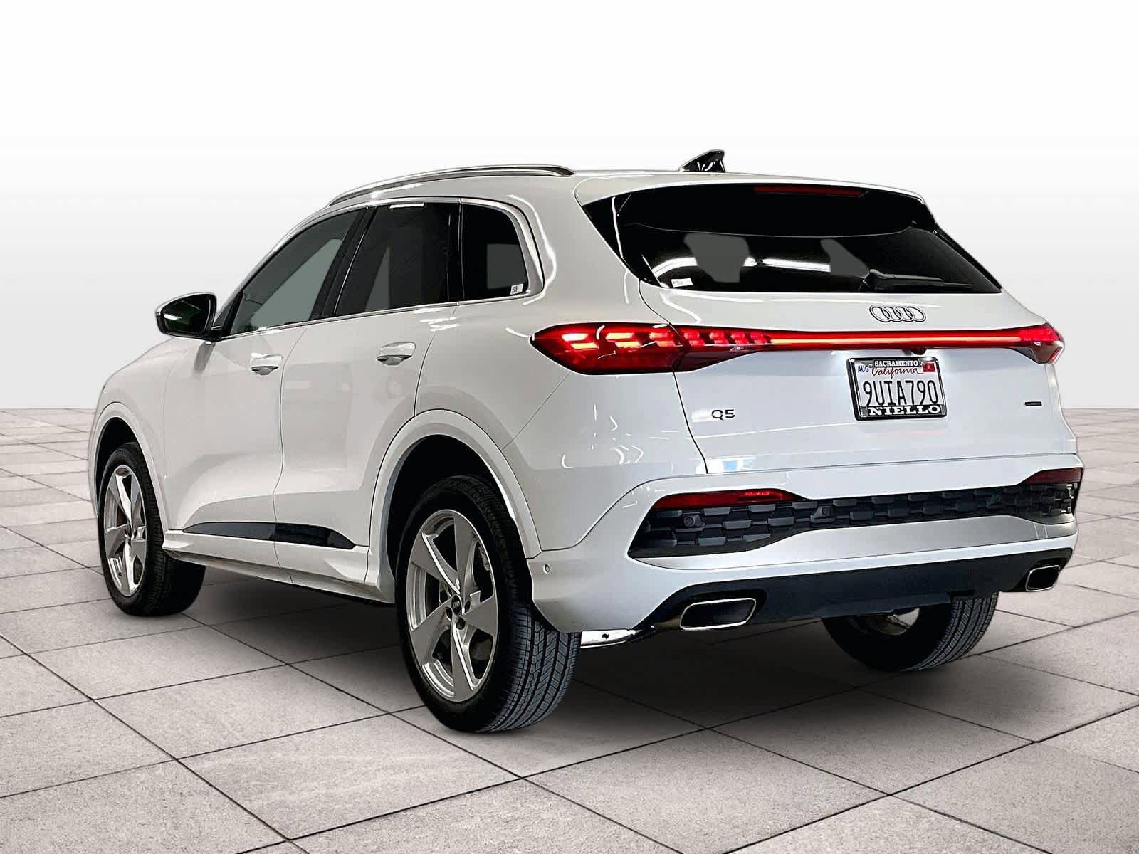 Certified 2025 Audi Q5 Premium w/ Premium Plus AWD/4WD image 13