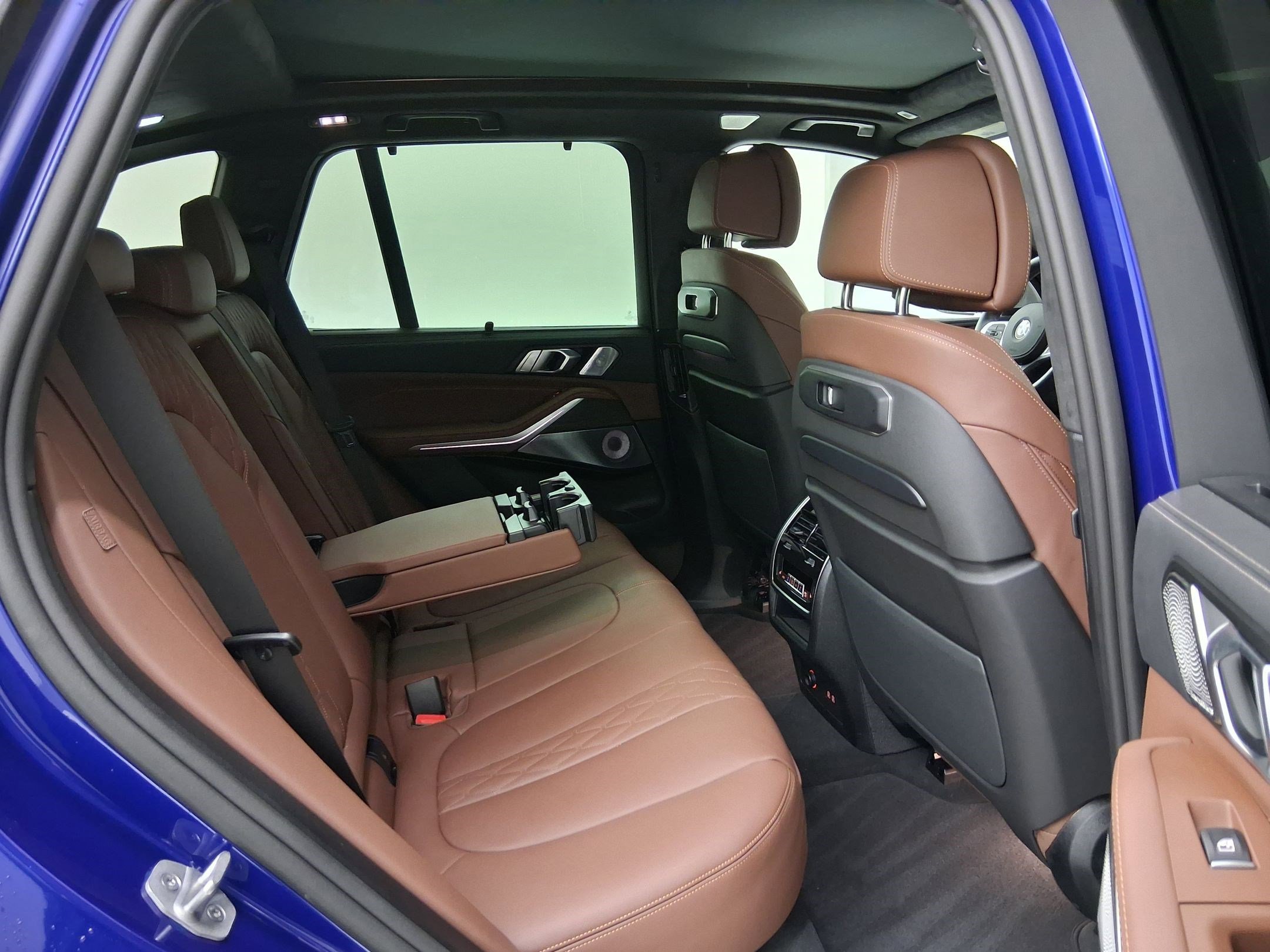 Used 2025 BMW X5 M60i image 31